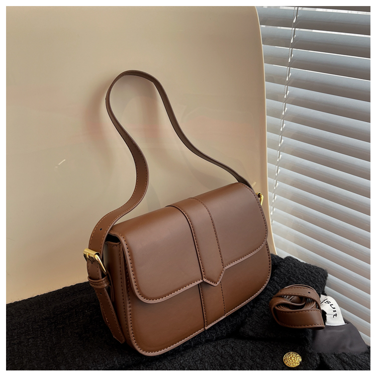 Spring Summer Retro Saddle Bag for supplier