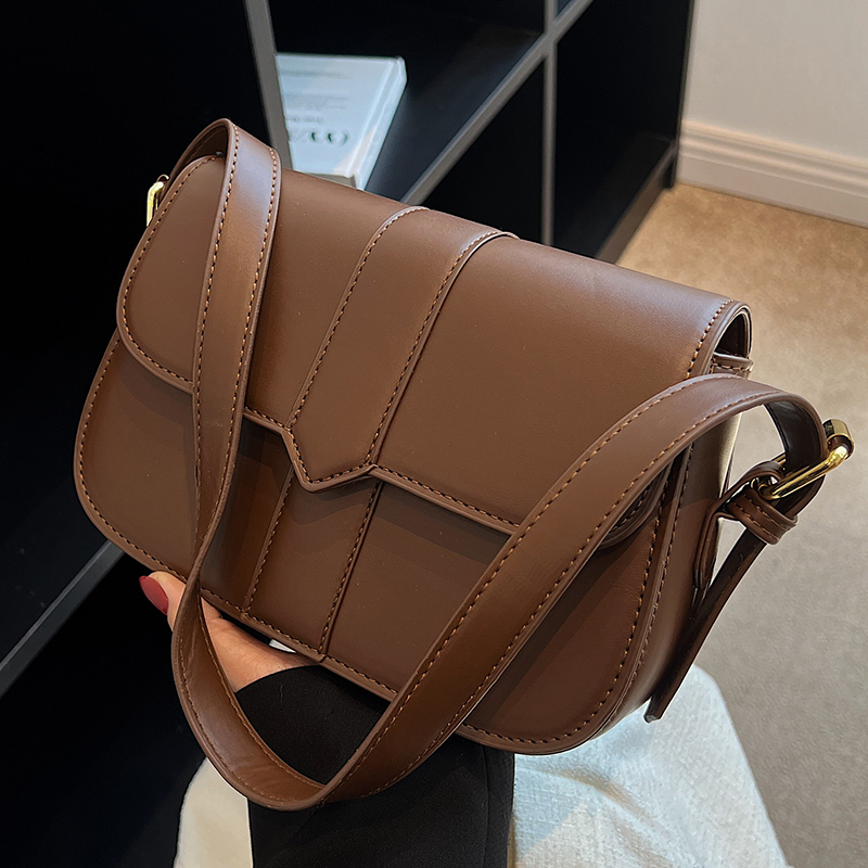 Spring Summer Retro Saddle Bag for supplier