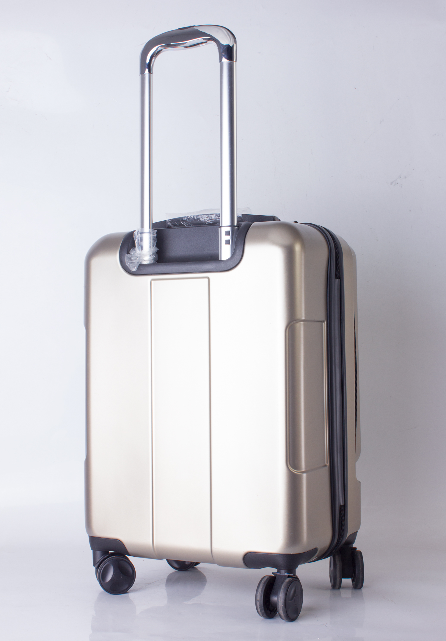 pc carry-on luggage supplier 3